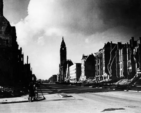 The Circle of Traitors: An Engrossing Story of Defiance Against the Nazis